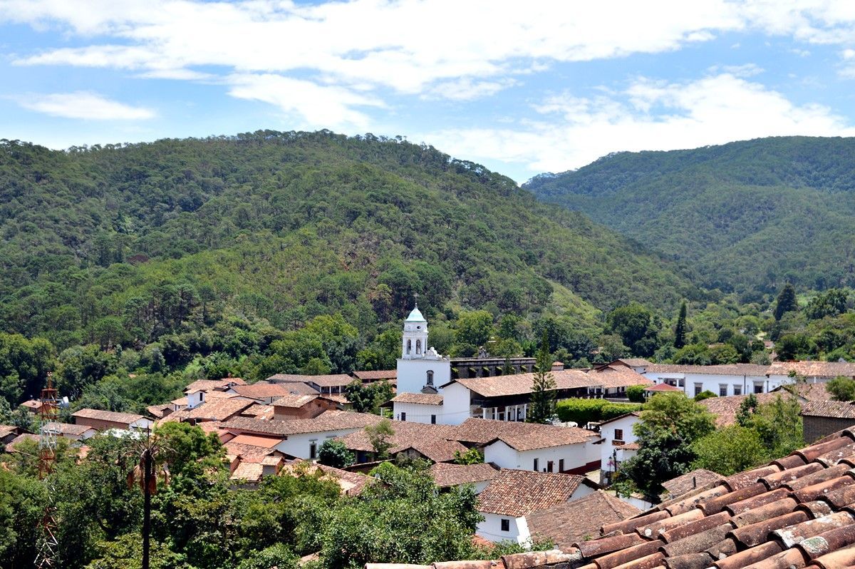 Read more about the article San Sebastián del Oeste: un pueblo atrapado en el tiempo