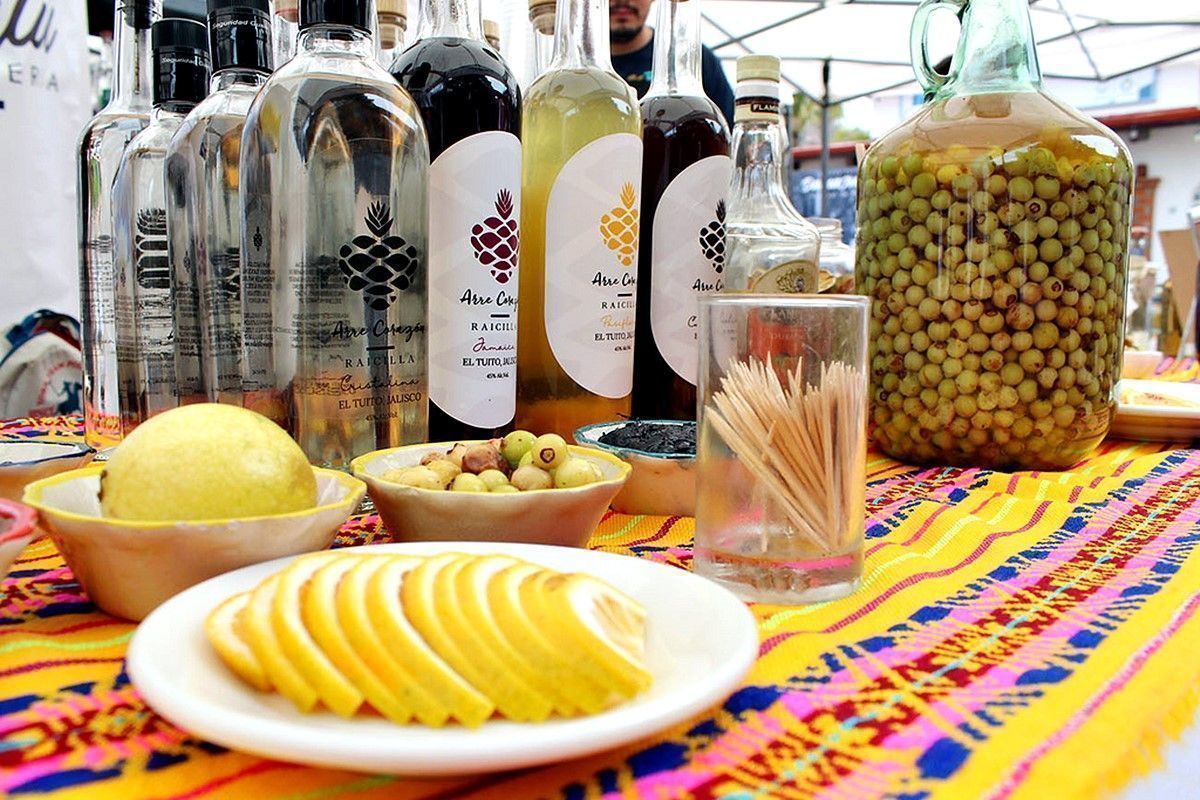 Lee más sobre el artículo Raicilla: La bebida espirituosa de la costa norte de Jalisco