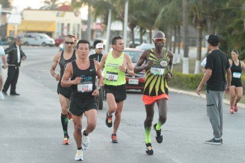 Maratón Puerto Vallarta consolida el turismo deportivo