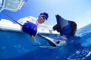 Estrena Discovery Channel programa de pesca deportiva en Riviera Nayarit