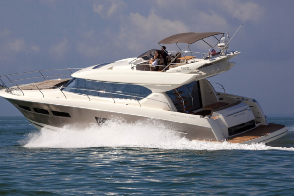 Renta de Yates en Vallarta: Disfruta del Paraíso desde el Mar